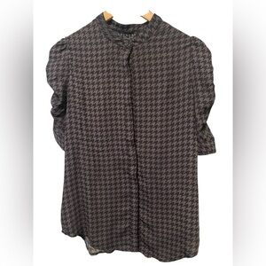 Laundry By Shelli Segal Black and Gray Houndstooth Top